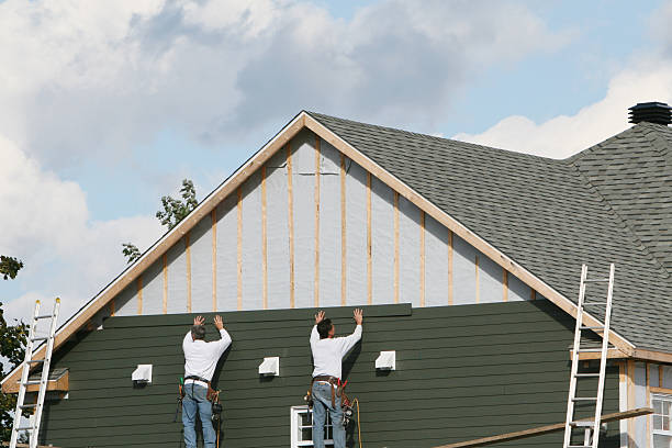 Professional Emergency Siding Repair technician working in New Derry, PA
